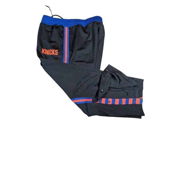Knicks vintage Nike warm up pants. Size XL